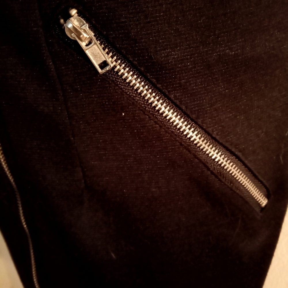 NWOTπ FREE GIFT IS INCLUDED πDiagonal Zipper Metal Stretchable Dress Midi - Picture 14 of 15